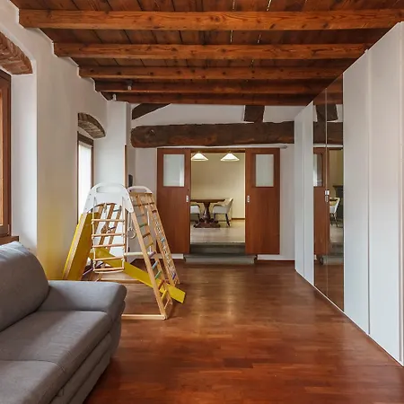 Villa Edificio Storico In Bg Centro Con Area Esterna Privata Bergamo