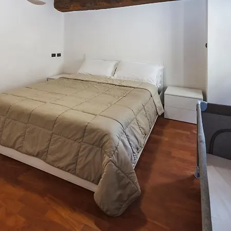 Edificio Storico In Bg Centro Con Area Esterna Privata Bergamo