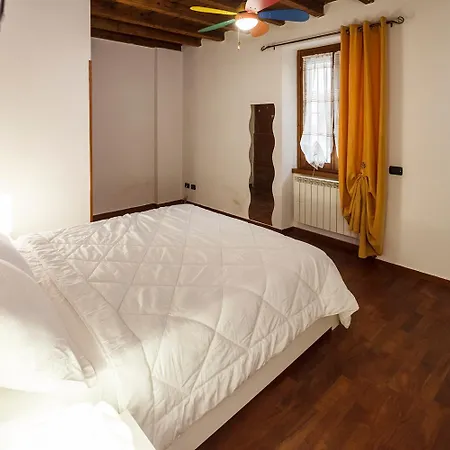 Villa Edificio Storico In Bg Centro Con Area Esterna Privata Bergamo