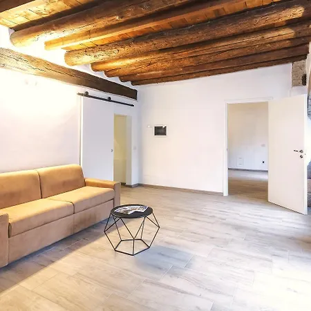 Edificio Storico In Bg Centro Con Area Esterna Privata Villa Bergamo