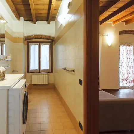 Villa Edificio Storico In Bg Centro Con Area Esterna Privata *